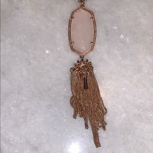 Kendra Scott Rayne Necklace In Rose Quartz